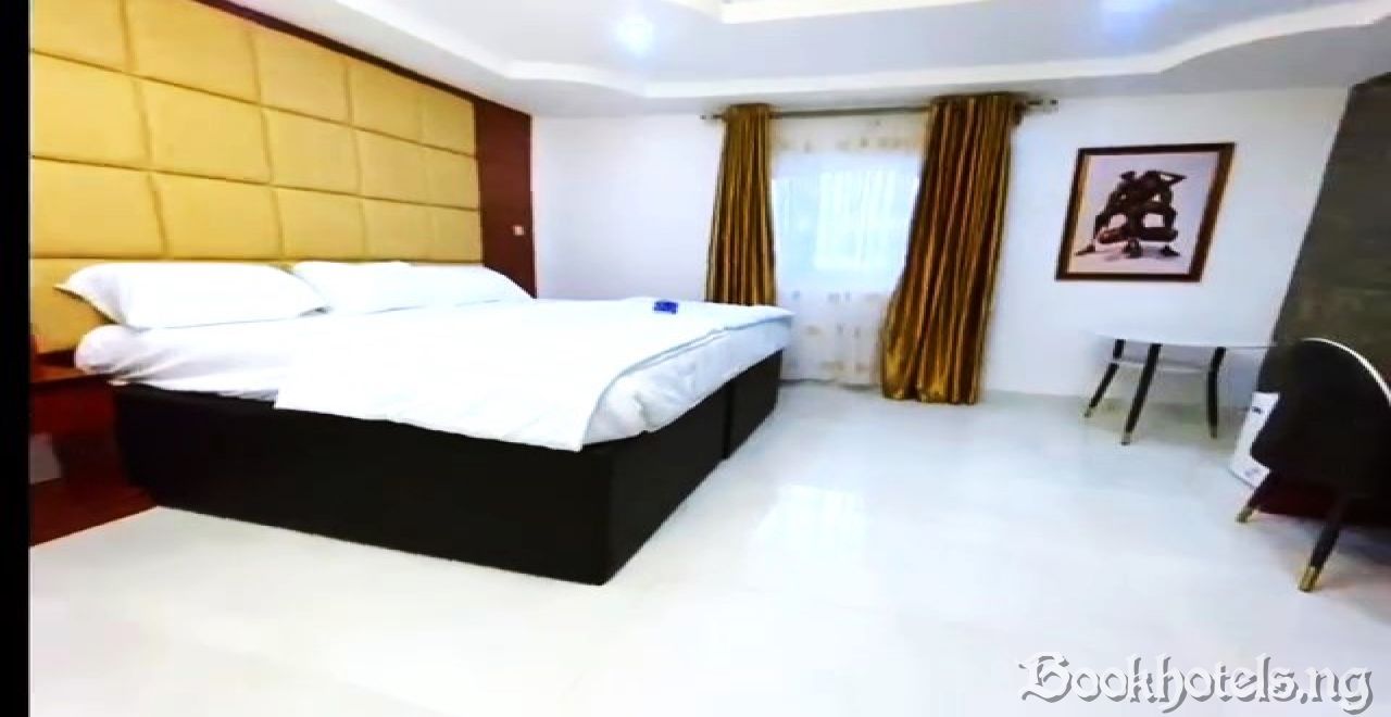 Top Life Residential Hotel And Suites