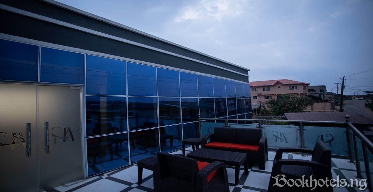 Aliviar Hotel