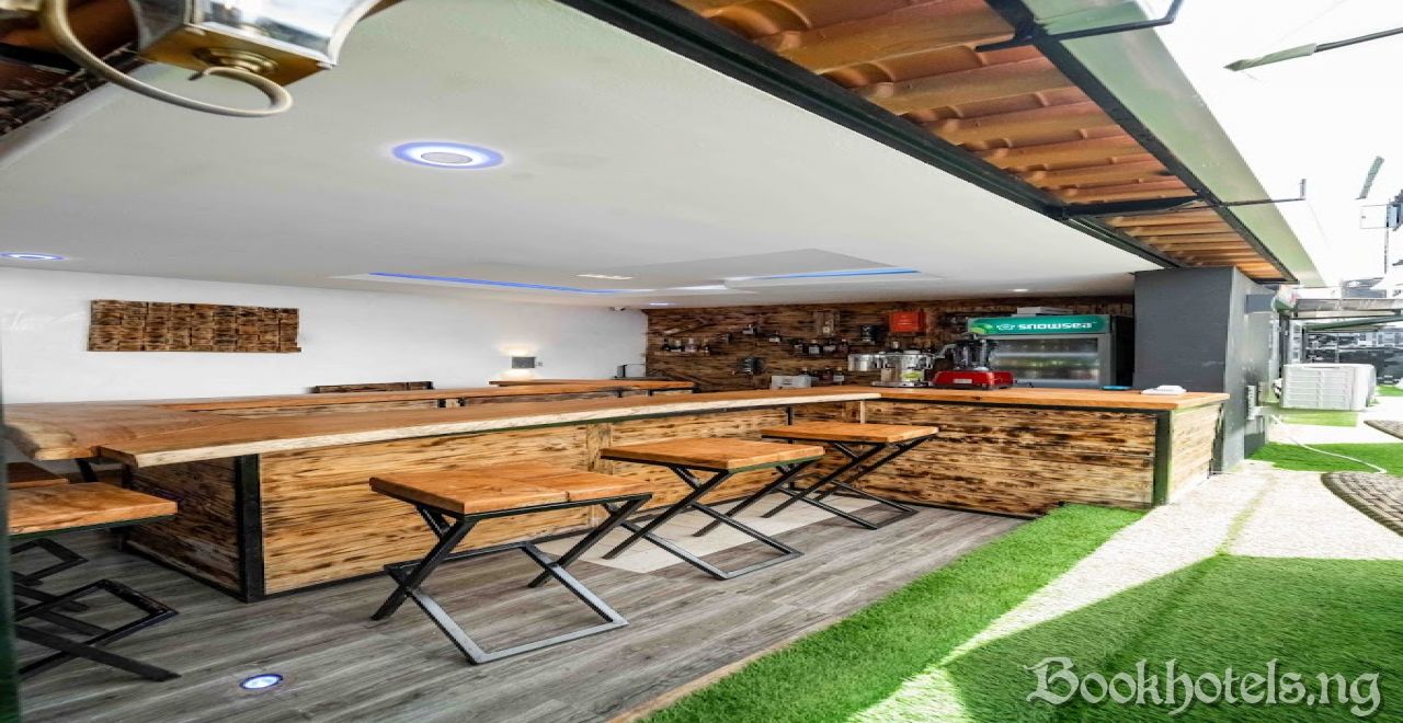 An6ix Apartment Hotel