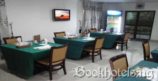 Quarter House Hotel