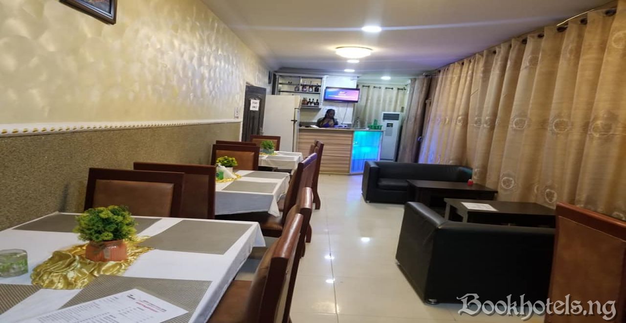 Empire Hotel