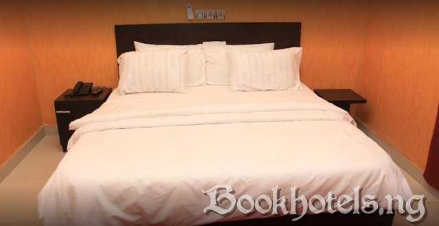 Soul Lounge And Suites