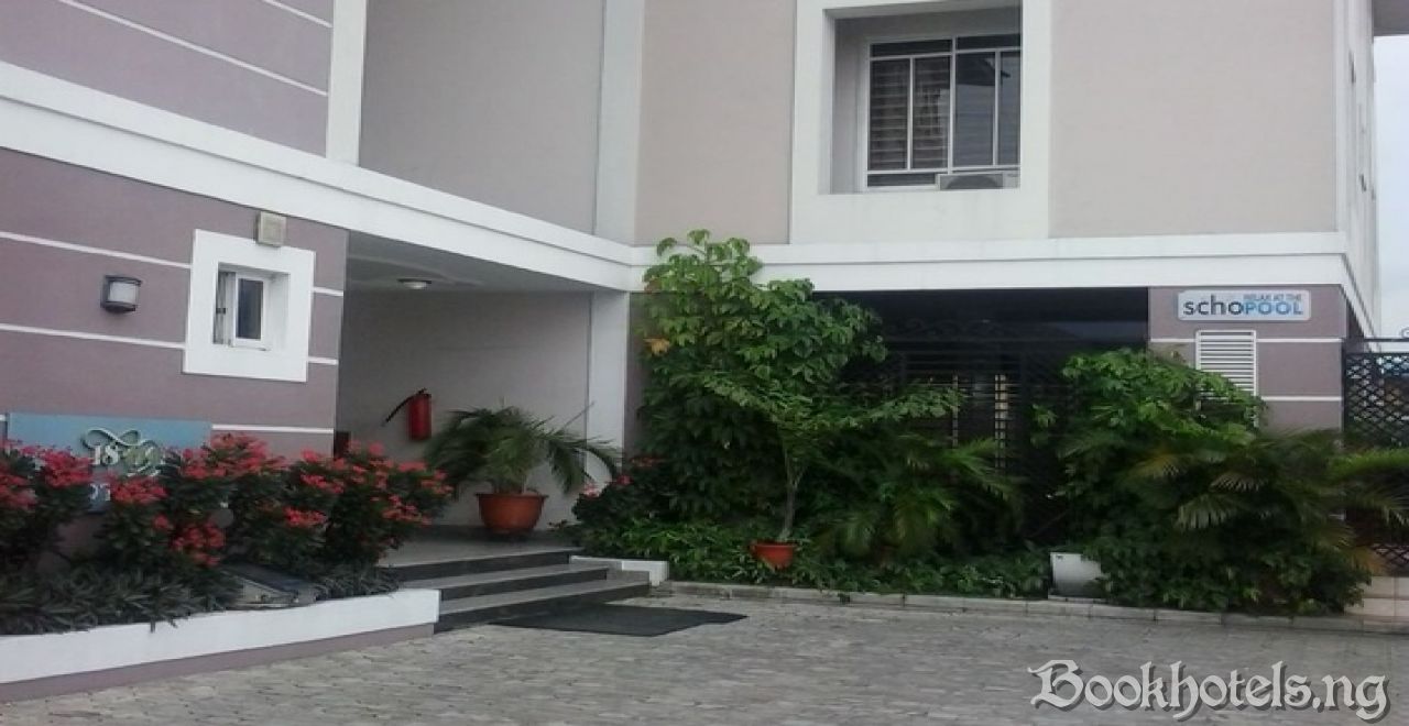 18 04 Hotel