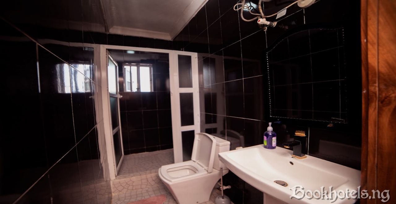 247 Luxury Apartment