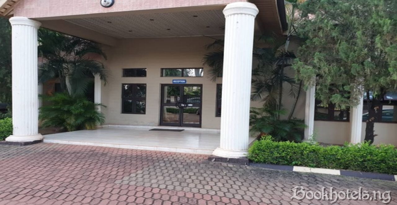 Admiral Resort