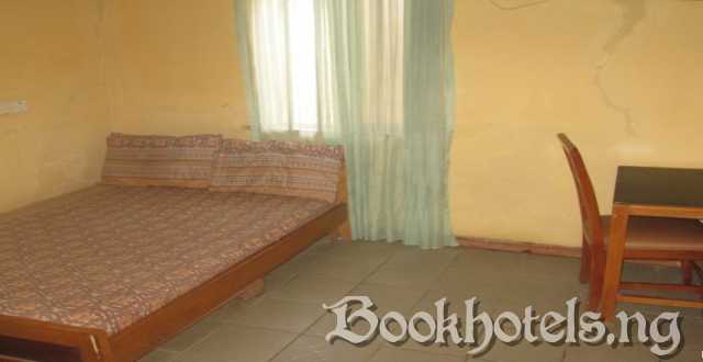 Adonai Hotel