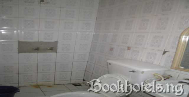 Adonai Hotel