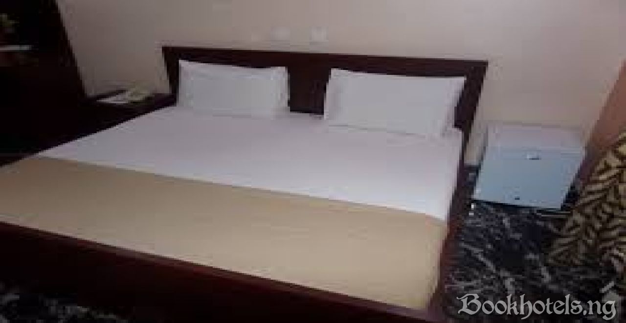 Almond Hotel