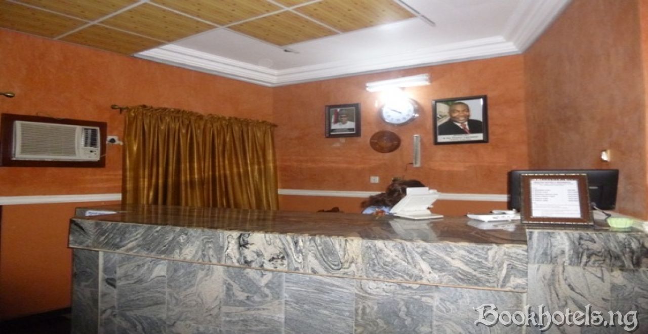 Aristar Hotel