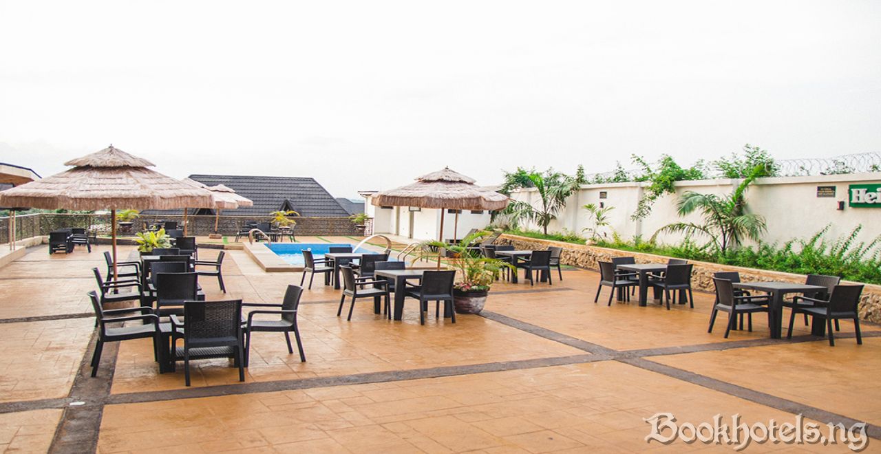 Bon Hotel Platinum