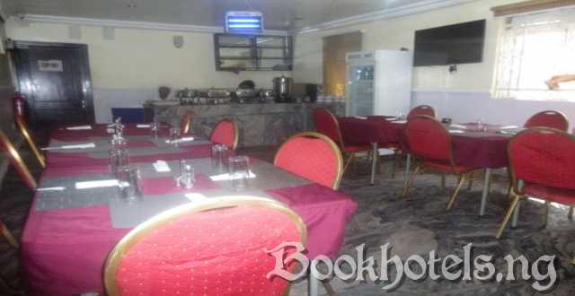 Camzy Villa Hotel