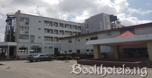 Channel View Hotel