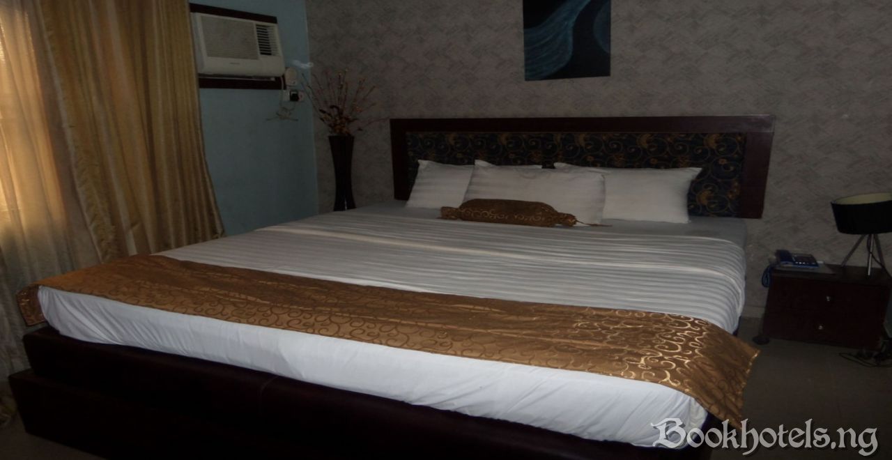 CHATWELL HOTEL