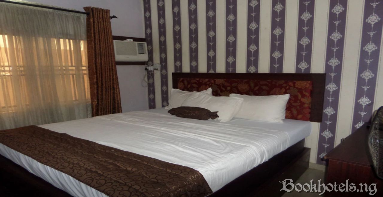 CHATWELL HOTEL
