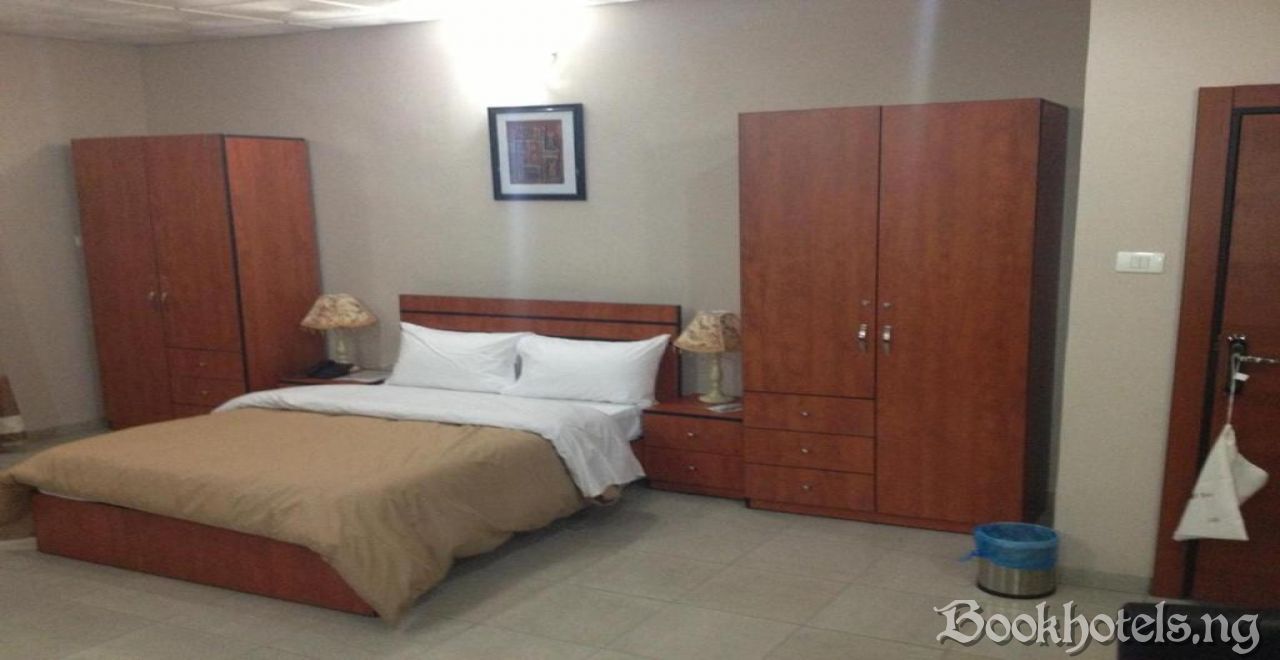 Christine Apartment Hotel