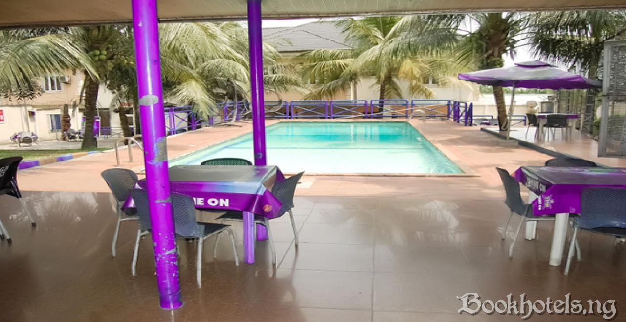 Creek Garden Hotel And Luxurious Hotel