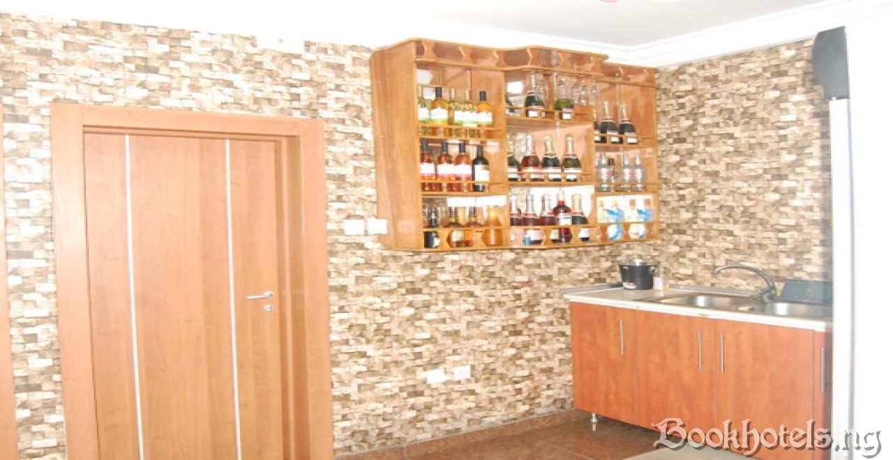 Creek Garden Hotel And Luxurious Hotel