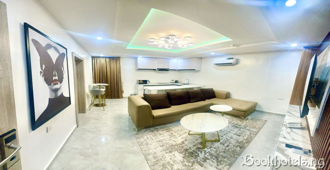 De Emerald Hotel And Apartments 