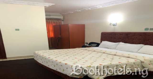 Delve Hotel And Suites