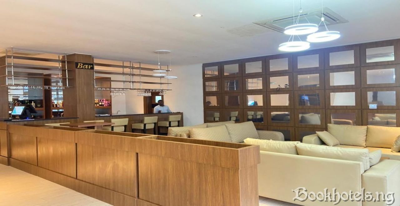 De Palms Hotel