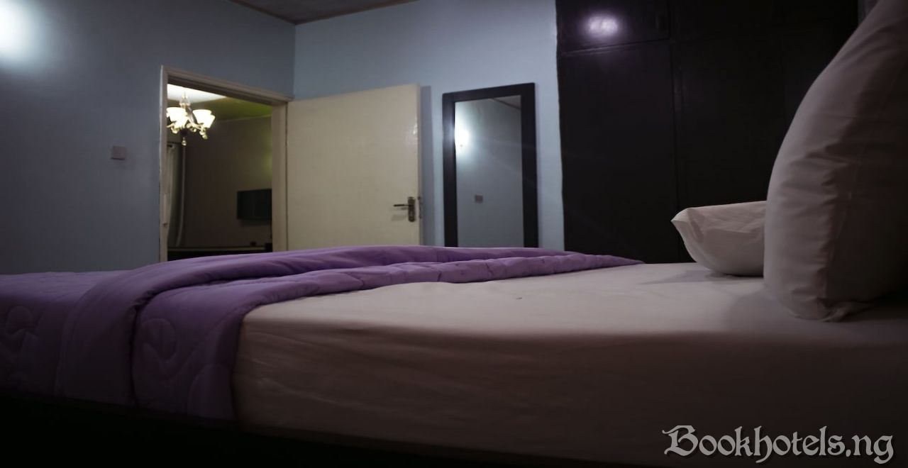 De Revelation Hotel