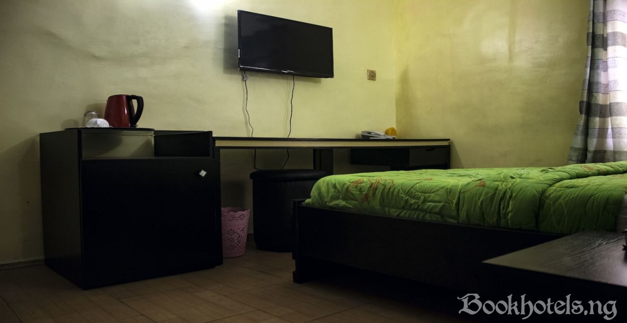 De Revelation Hotel