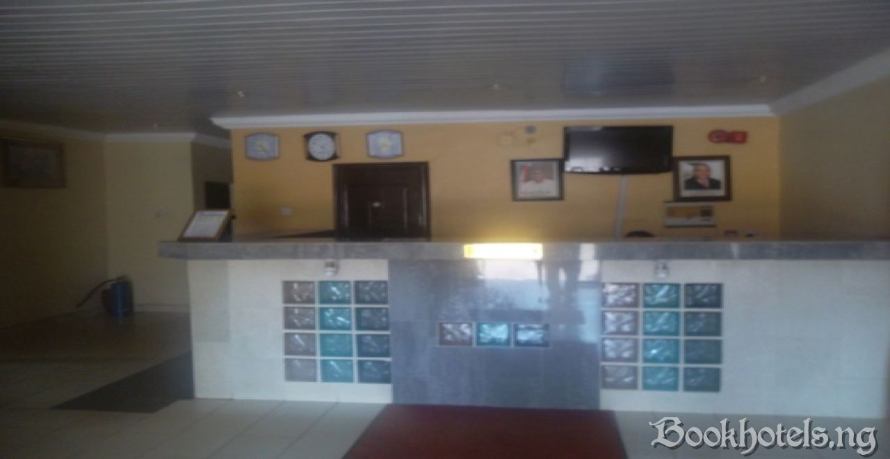 Dontell Suites