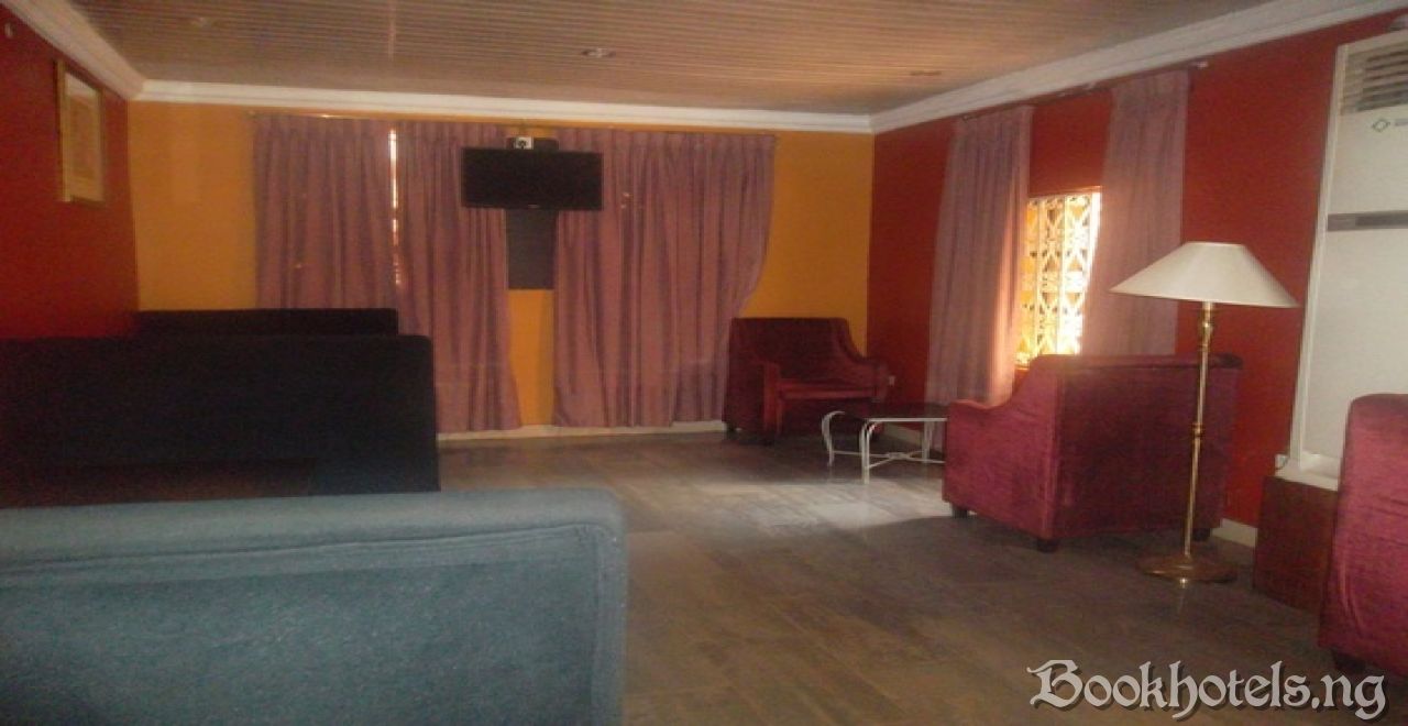 Dontell Suites