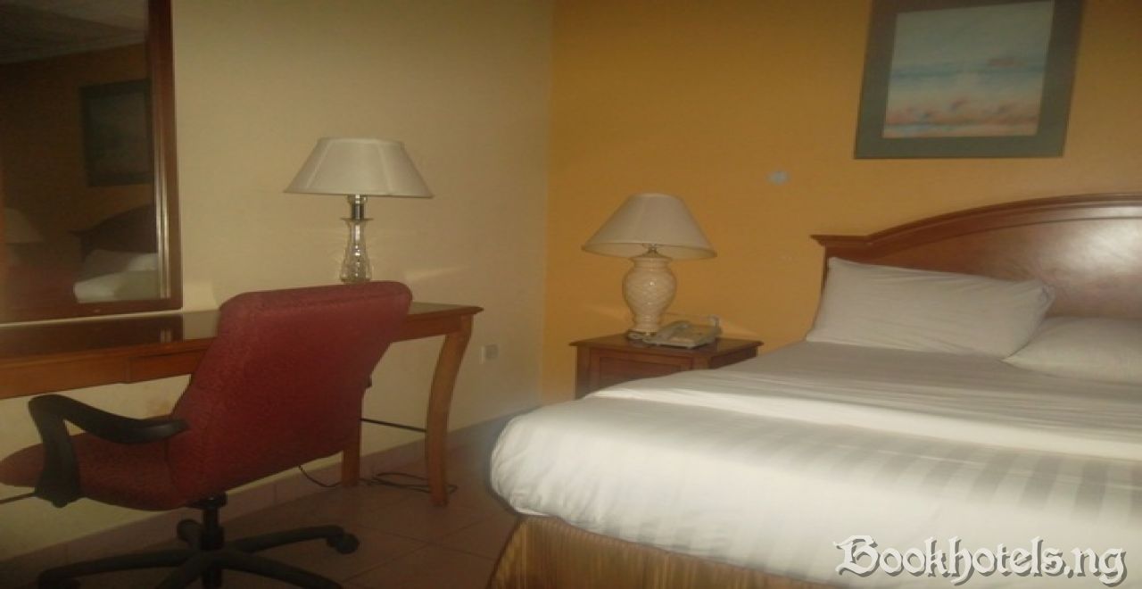Dontell Suites
