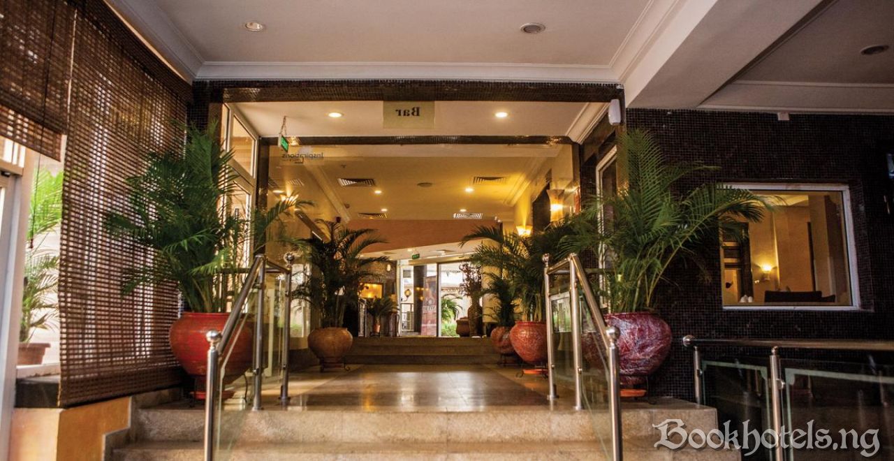 Swiss International DPalms Airport Hotel