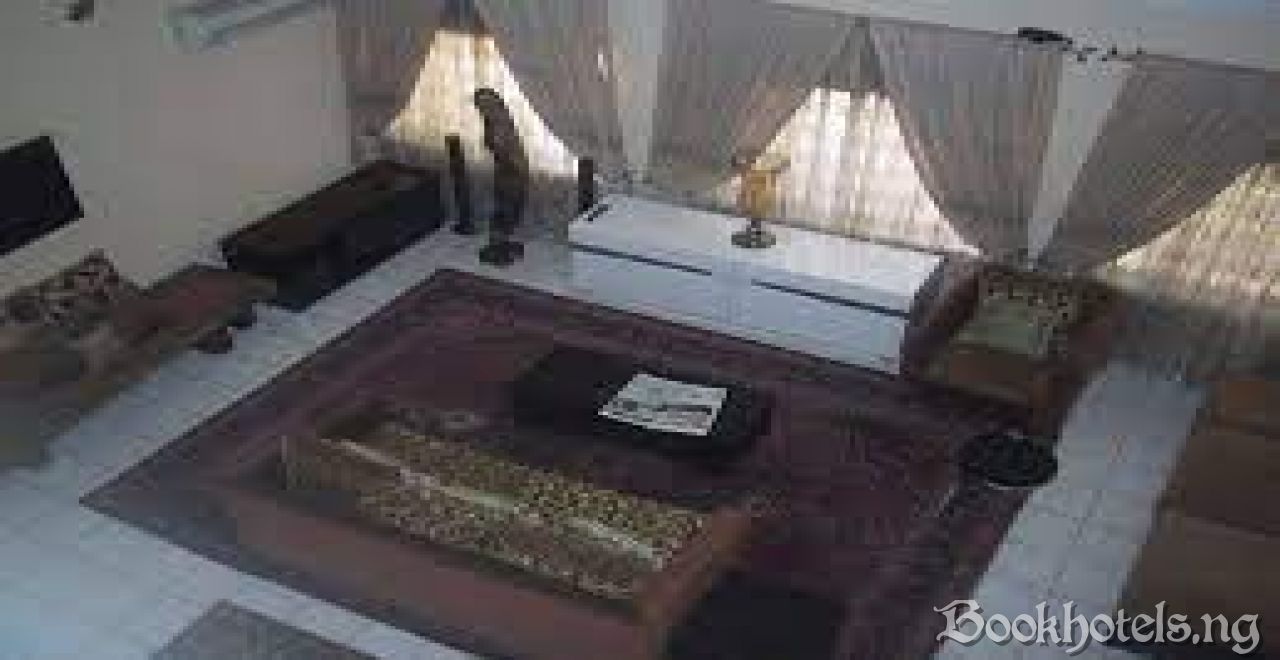 Dullion Suites