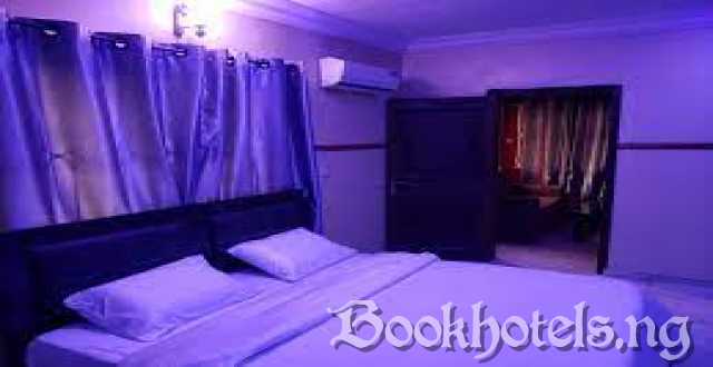 Ell And Bee Suites