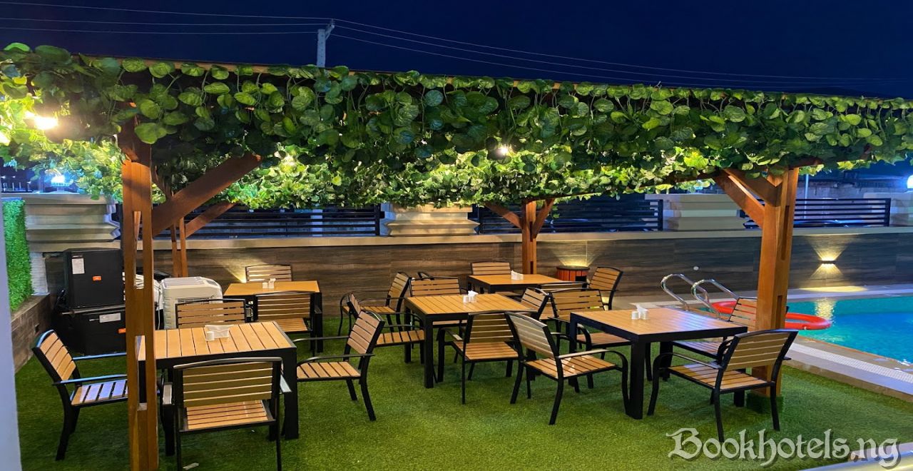 Eminent Classio Hotel And Suites