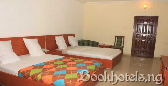 ESRE Blues Hotel