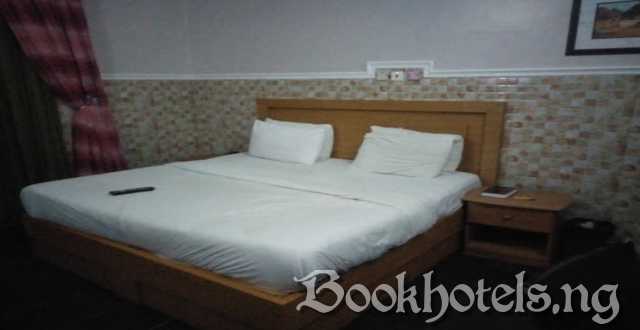 Excel Hotel