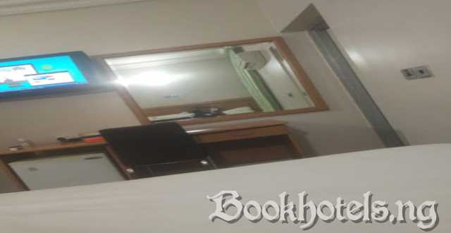 Excel Hotel