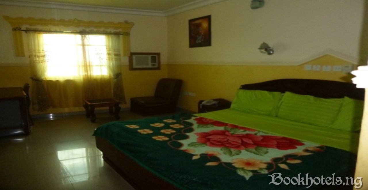 Flamingo Suites