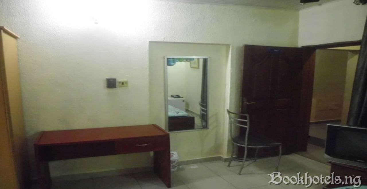 Formula Executive Suites