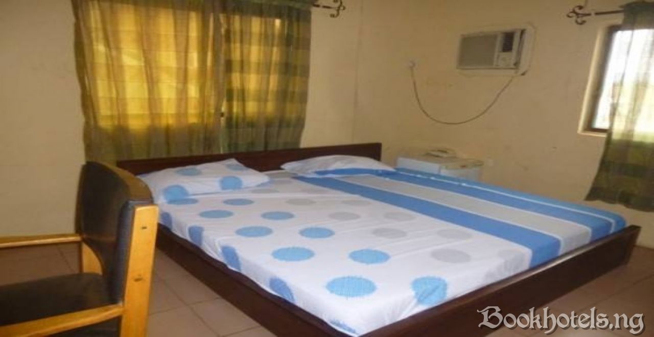 Golden Garden Suites