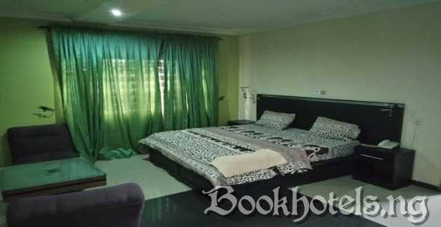 Gossard Hotel