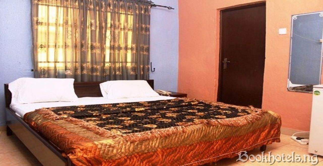 Hard Rock Hotel And Suites