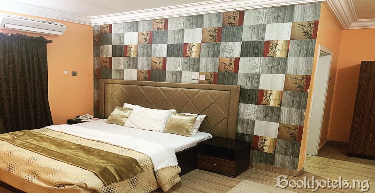 Hotel Ibis Royale