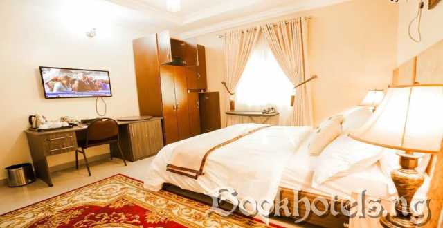 Intis Royal Suites
