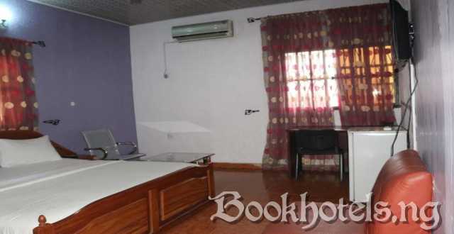 Ivory Place Hotel
