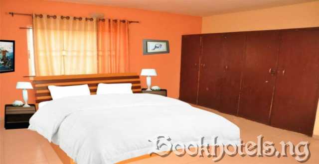 J C Gold Hotels