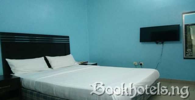 Jesuit Continental Suites