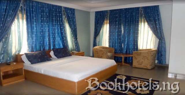 Junbic Apartment And Suites