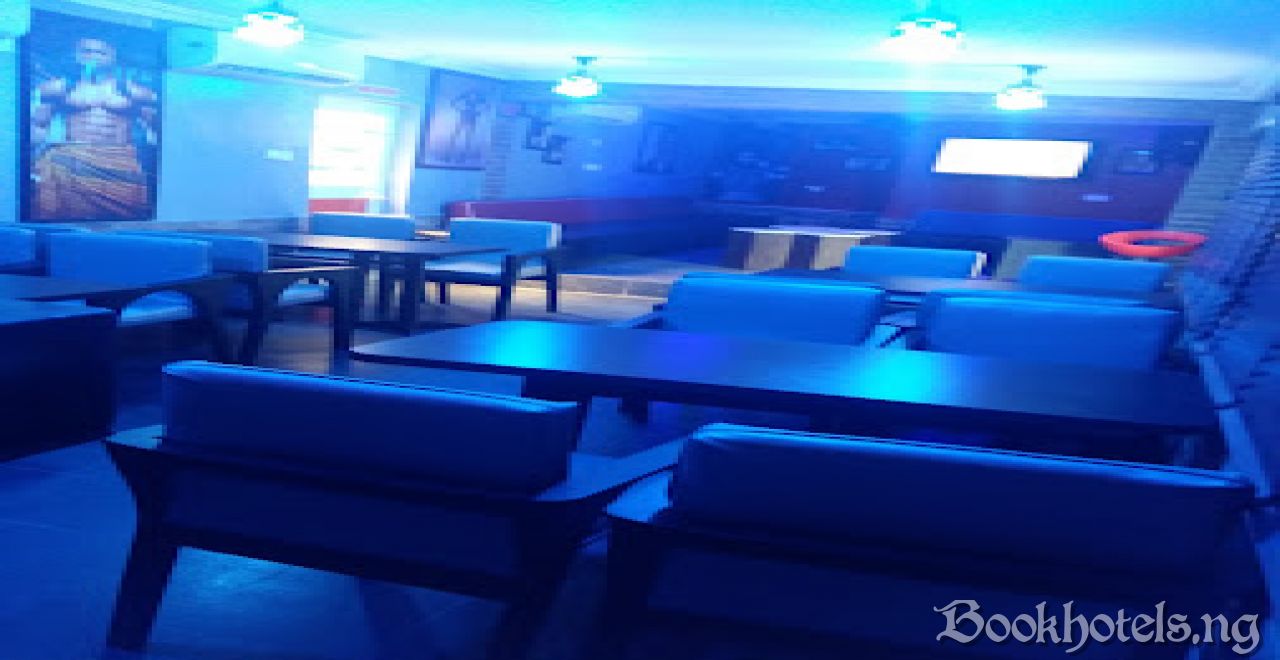 Kelin Hotel And Suites