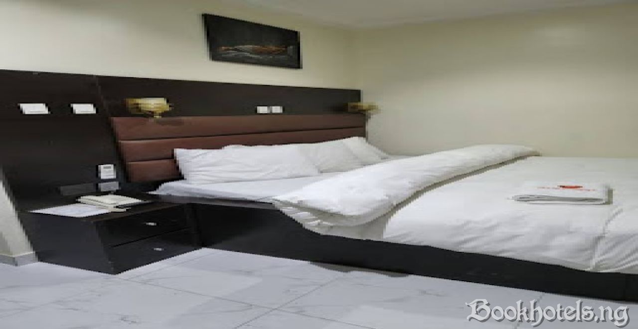 Kelin Hotel And Suites