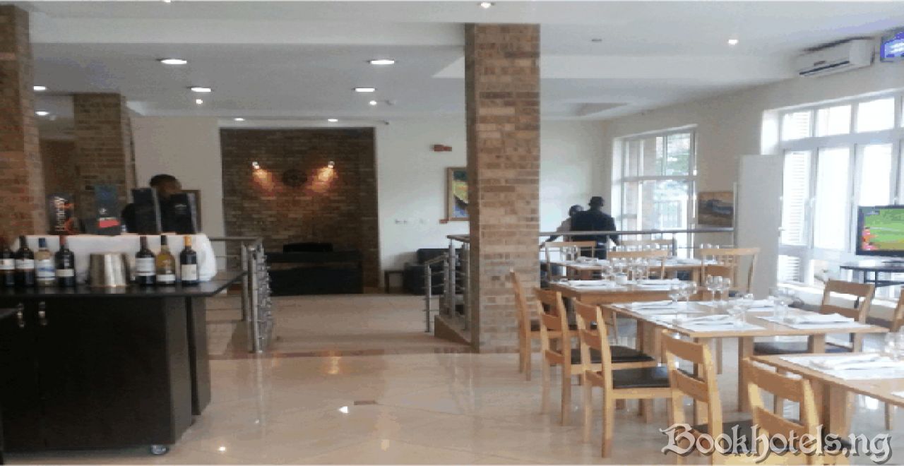 Kennan Hotel